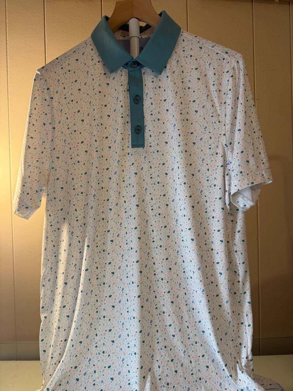 Graham Luxe Men's Size M Terrazzo Print Performance Golf Polo Shirt